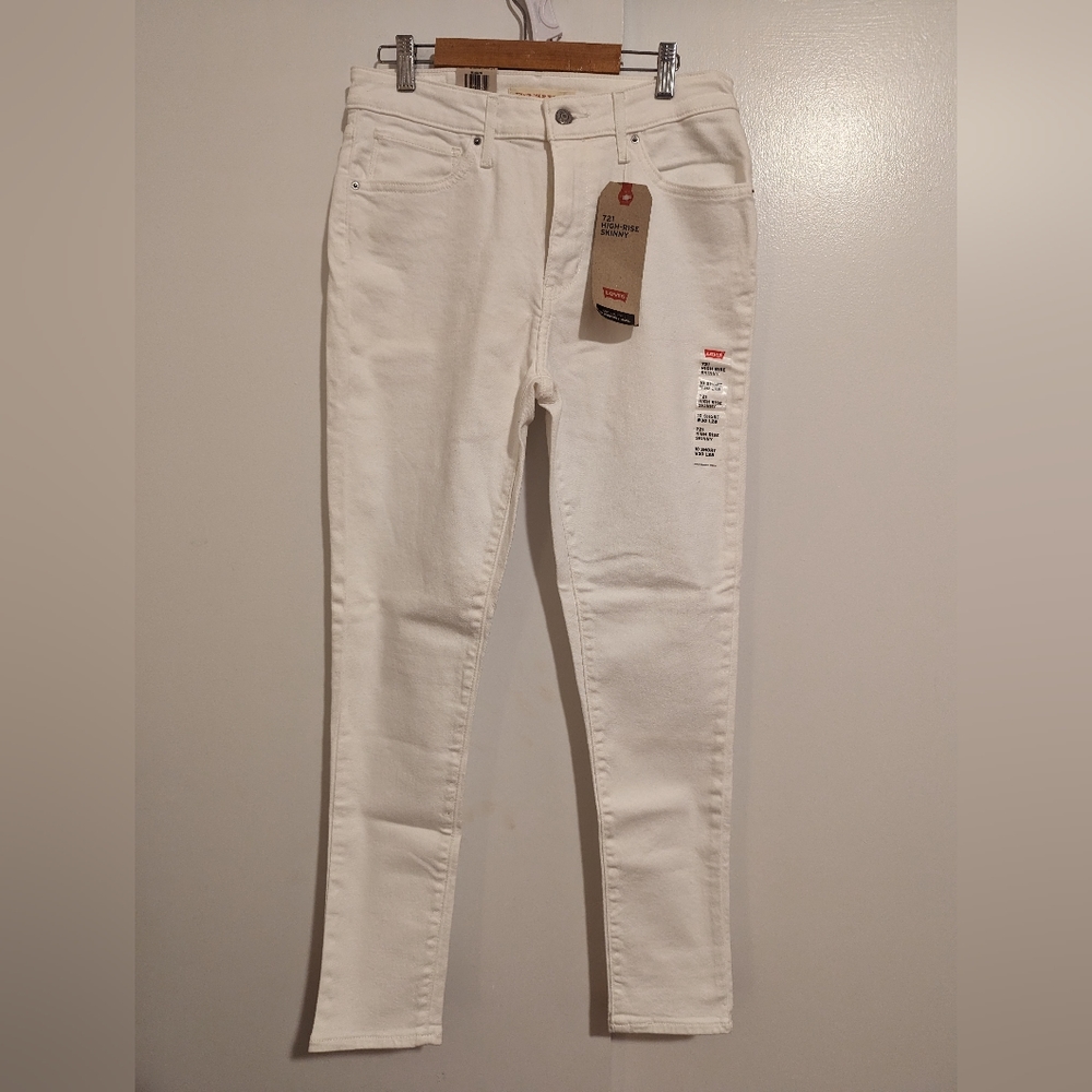 Levi's 721 High Rise Skinny White jeans